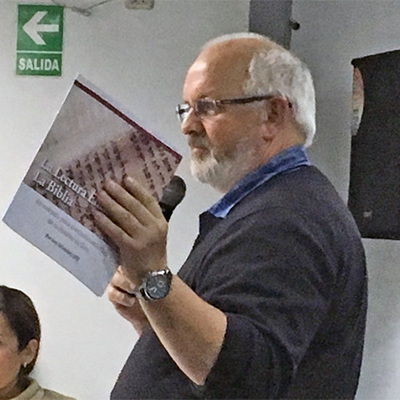 Lee Teaching in Peru